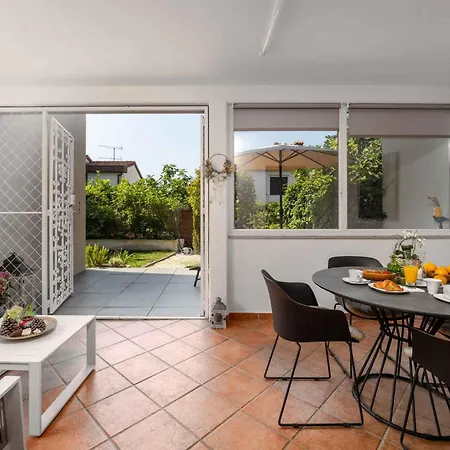 In Porec/istrien 27453 Апартаменты Пореч