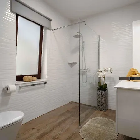 In - Istrien 27453 Пореч